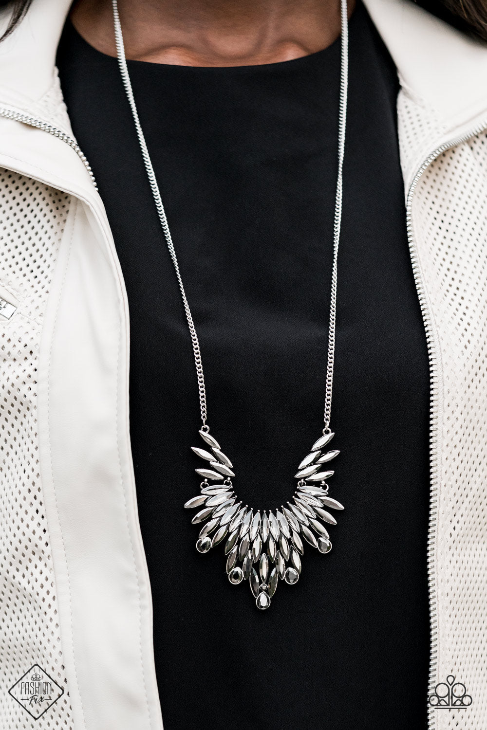 Leave it to LUXE - Silver Paparazzi Accessories Necklace $5 Jewelry with Janet Morgan Necklaces