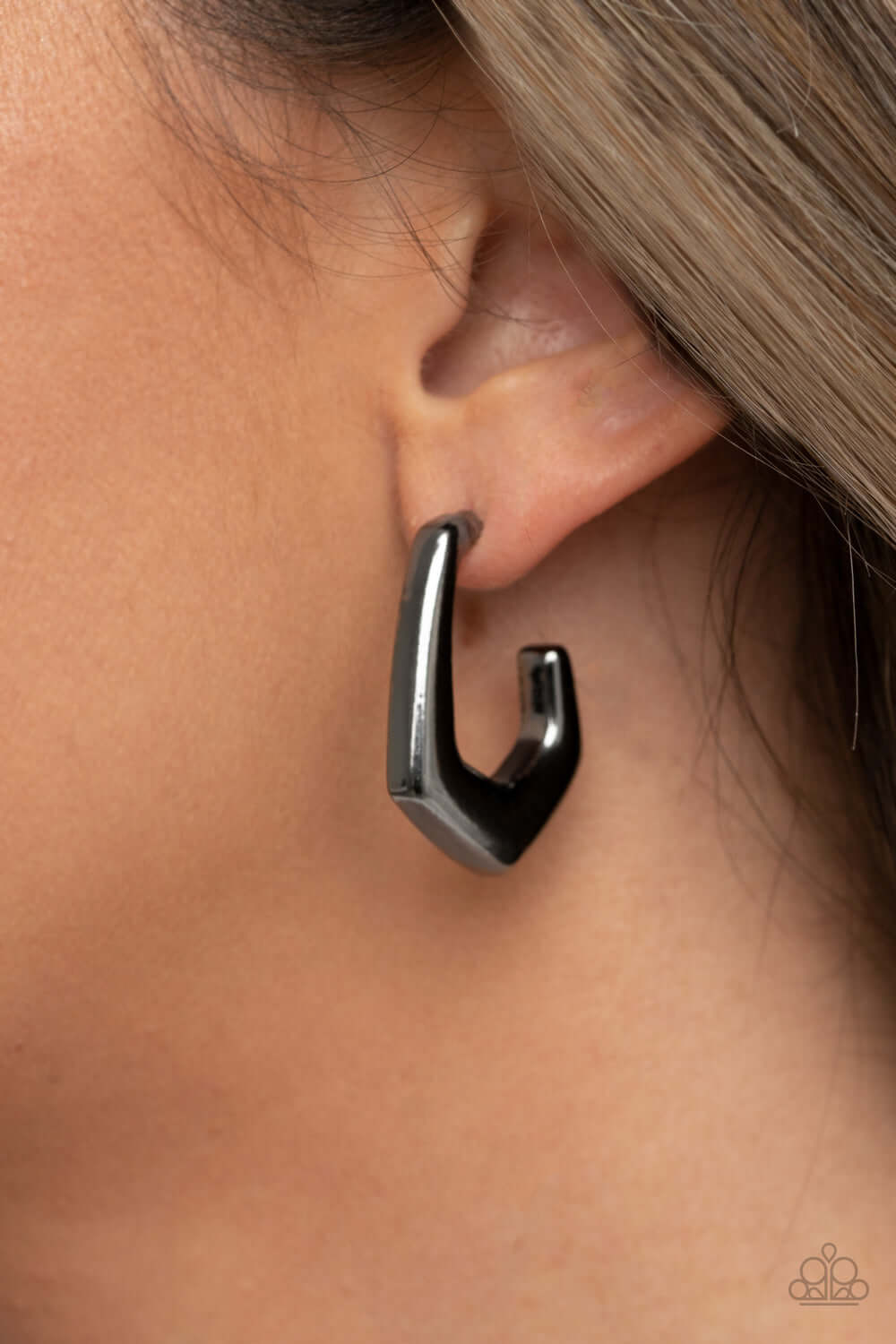 On The Hook - Black Paparazzi Accessories Earrings $5 Jewelry with Janet Morgan Earrings