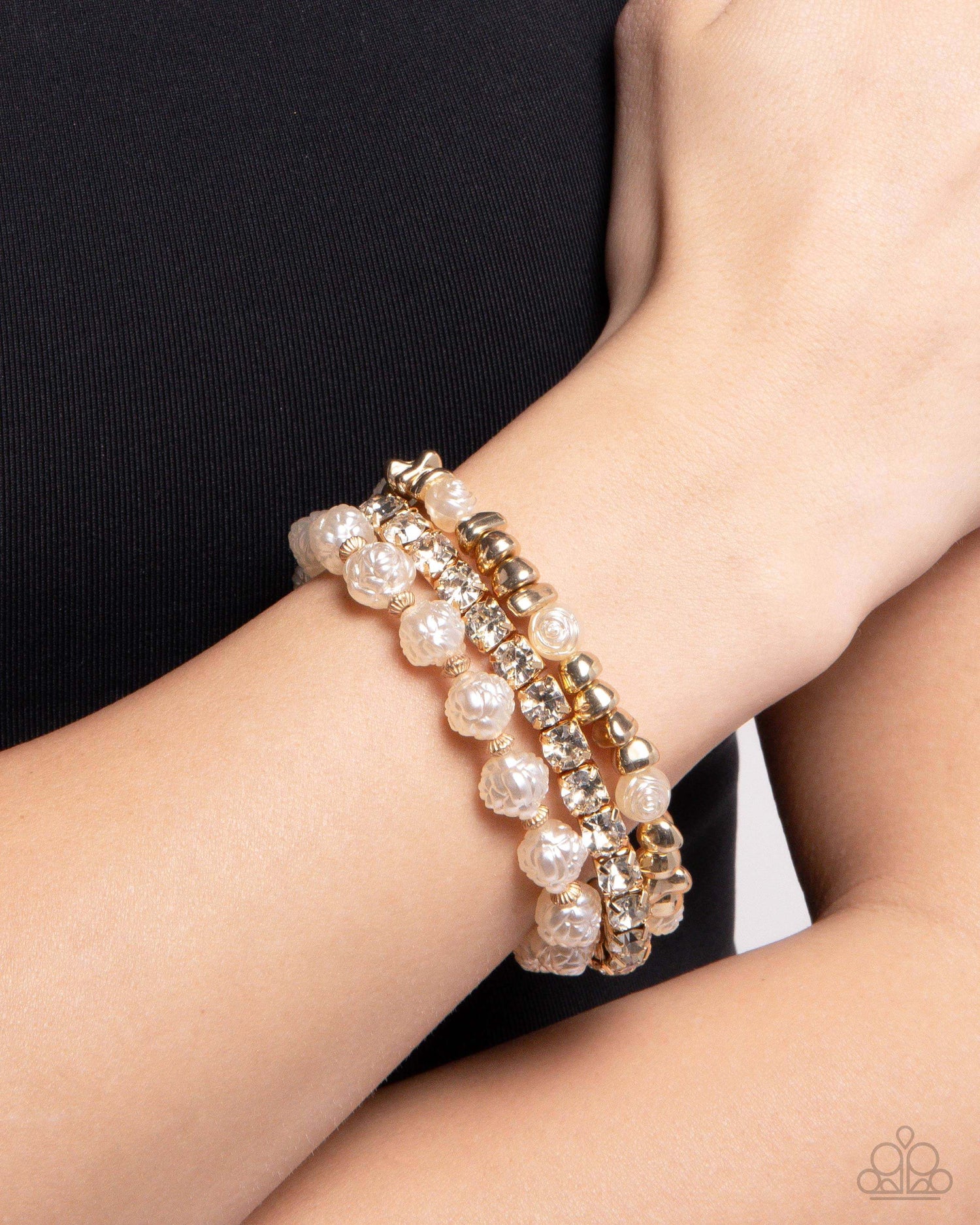 Fair Florals - Gold Paparazzi Bracelet Accessories,Bracelet,Gold,Pearls,Stretchy